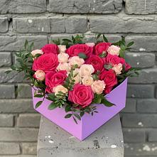 Цветочная композиция из Розы в коробке в Новохоперске