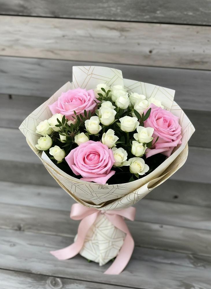 Букет цветов из: Розы в Новохоперске