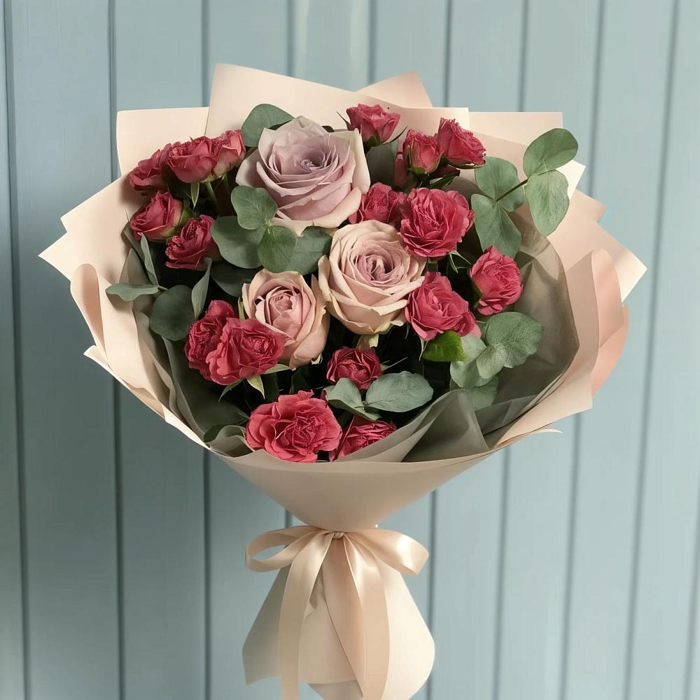 Букет цветов из: Гвоздики и Розы в Новохоперске