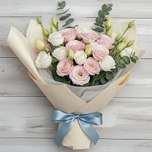 Букет цветов из:  Лизиантусы в Новохоперске