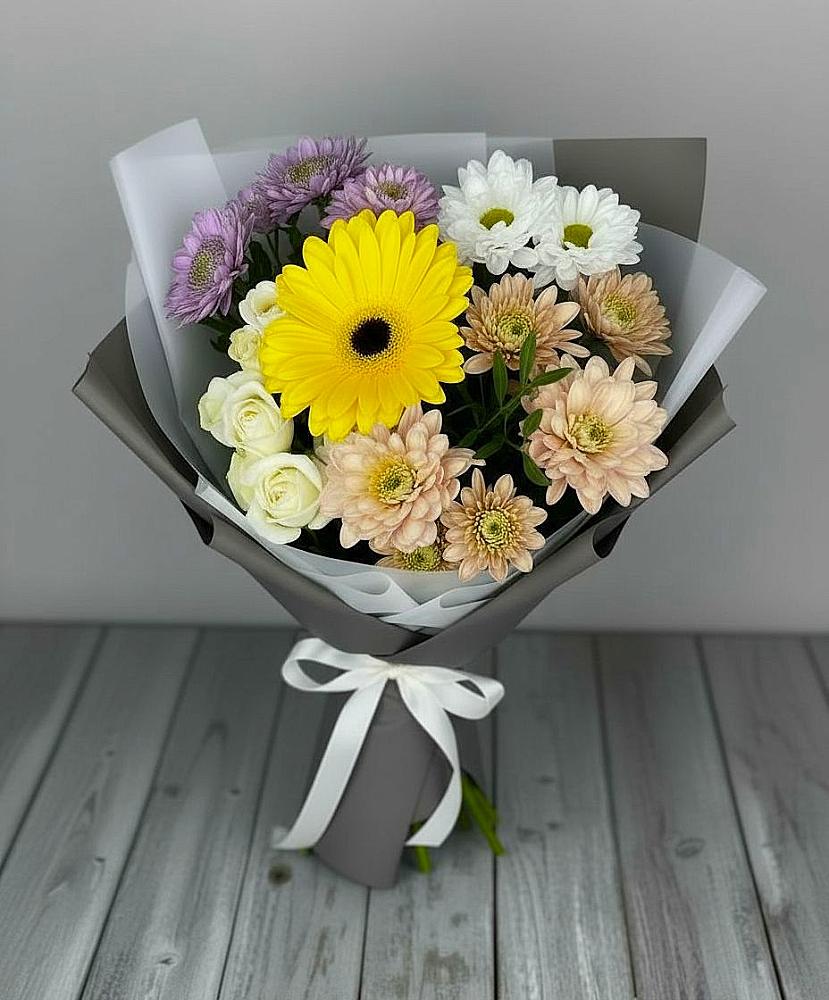 Букет цветов из: Розы, Герберы и Хризантемы в Новохоперске