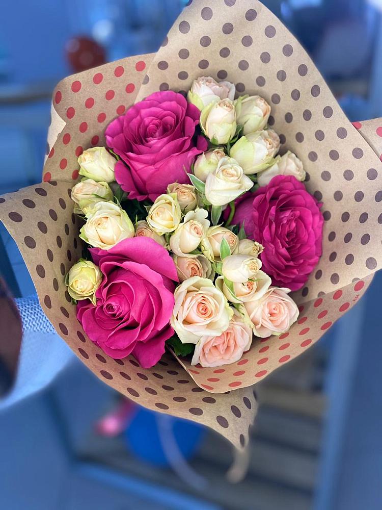 Букет цветов из: Розы в Новохоперске