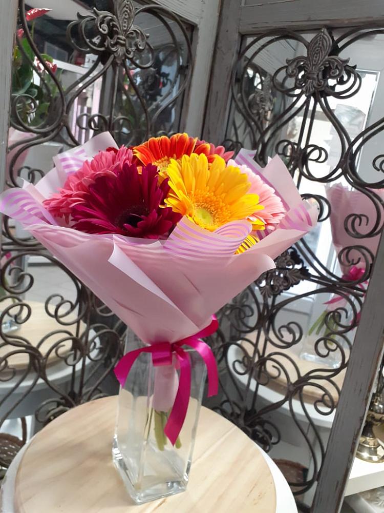 Букет цветов из: Герберы в Новохоперске