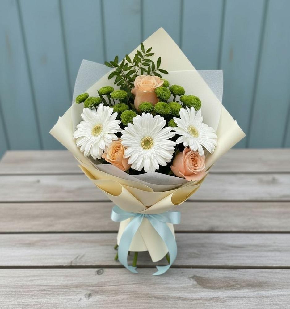 Букет цветов из: Герберы, Розы и Хризантемы в Новохоперске
