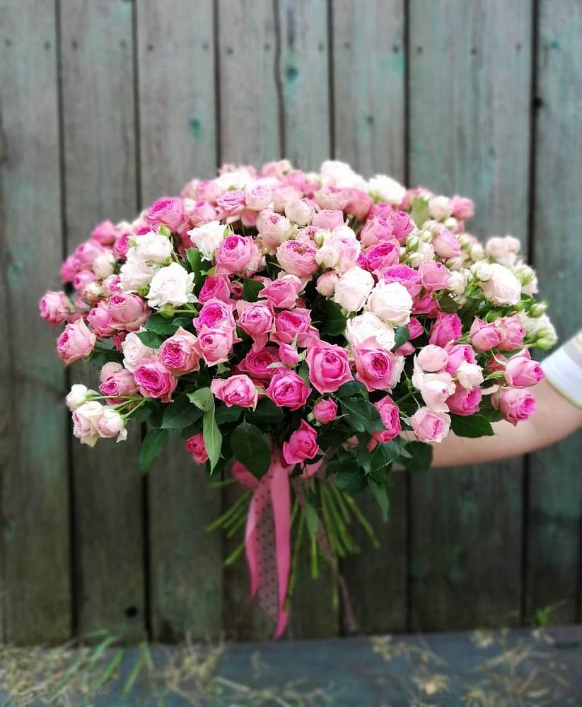 Букет Розовые кустовые розы Натали и Лав Лидия в Новохоперске