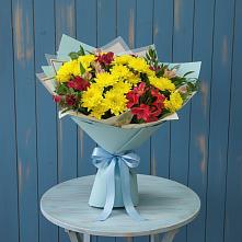 Букет цветов из:  Альстромерии и Хризантемы в Новохоперске