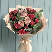 Букет цветов из:  Гвоздики и Розы в Новохоперске