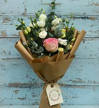 Букет цветов из:  Розы и Лизиантусы в Новохоперске